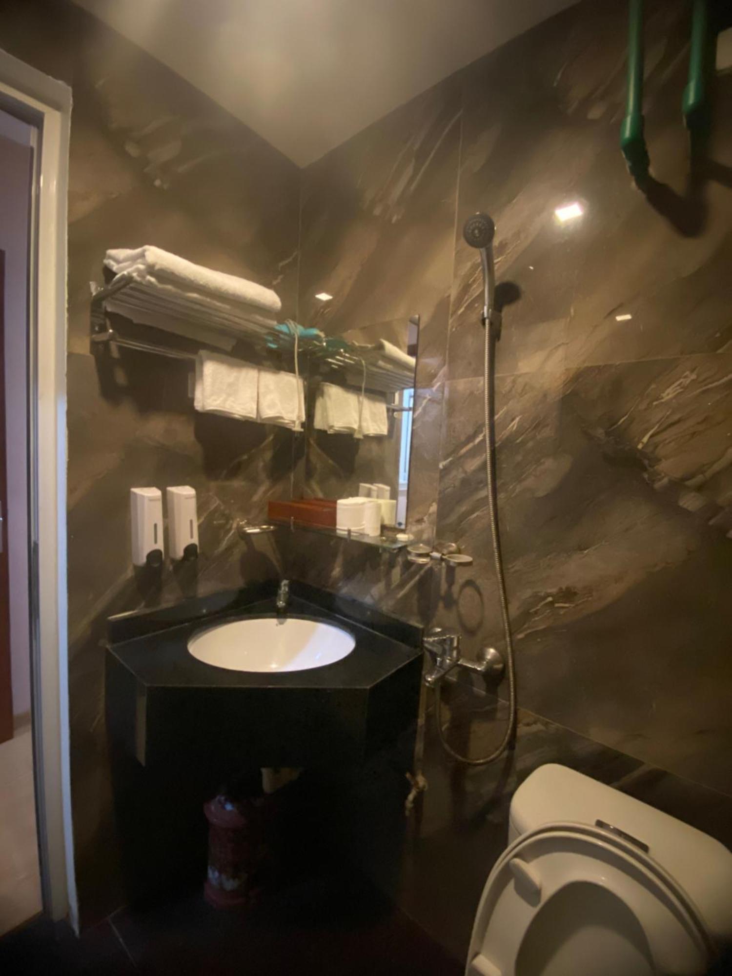 Hong Ky Boutique Hotel Diện Biên Phủ 외부 사진